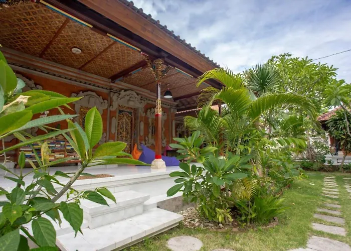 Hostel Nushe & Batununggul