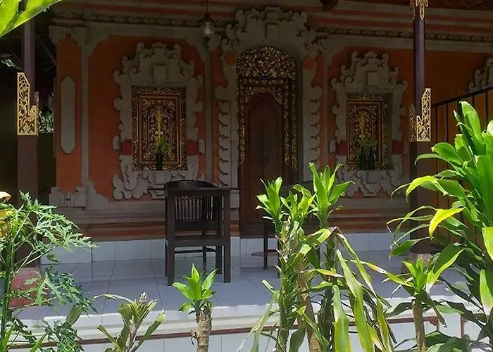 Nushe & Hostel Batununggul