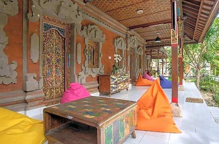 Hostel Nushe & Batununggul